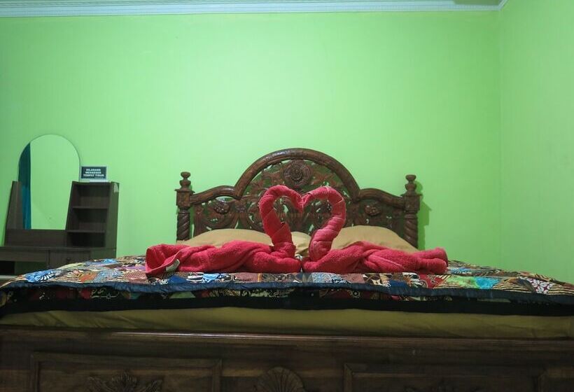 مبيت وإفطار Homestay Jsku Karimunjawa