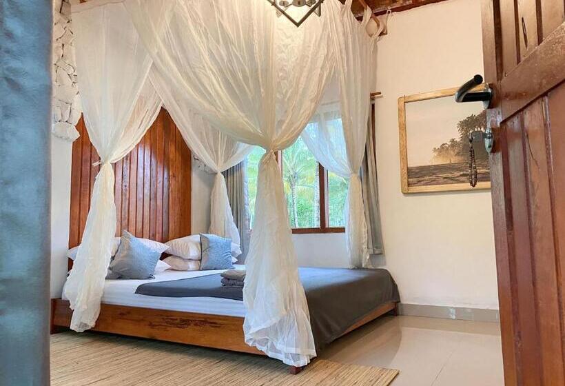 住宿加早餐 Krui Surfing