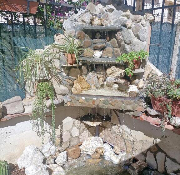 مبيت وإفطار La Casa In Pietra