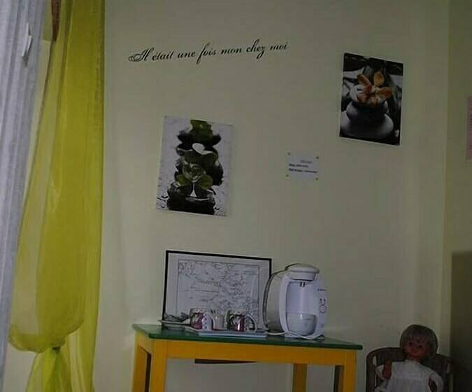 مبيت وإفطار La Poussardiere Chambres D Hotes