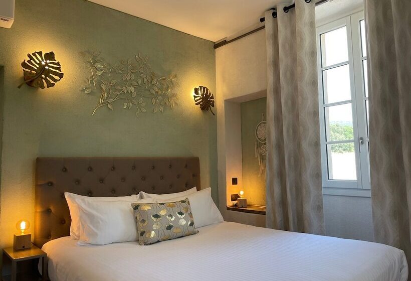 Bed and Breakfast Le Mas Aux Cedres   Teritoria