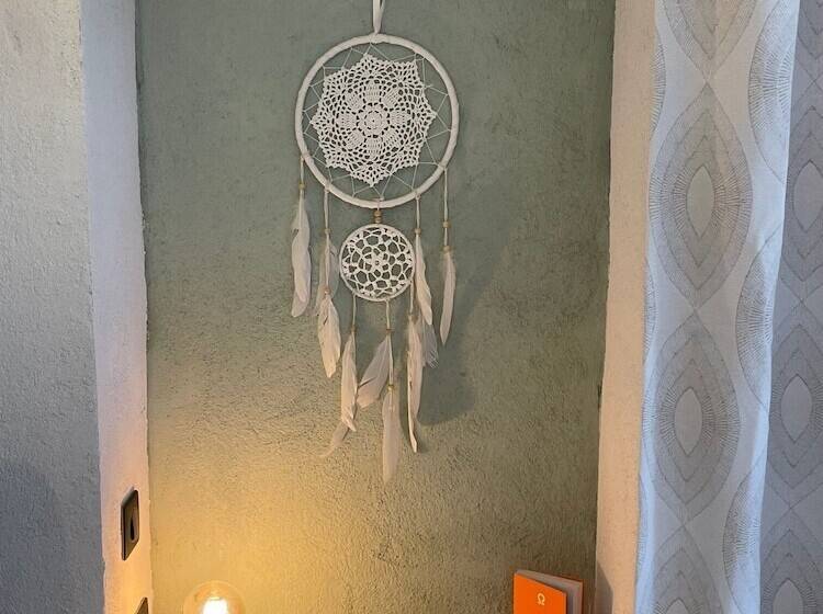 Bed and Breakfast Le Mas Aux Cedres   Teritoria