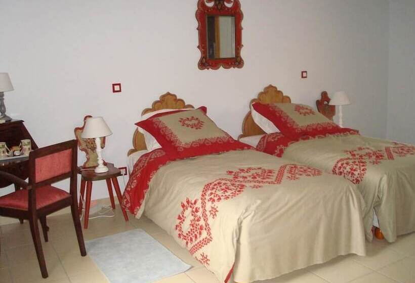 مبيت وإفطار Les Charmilles