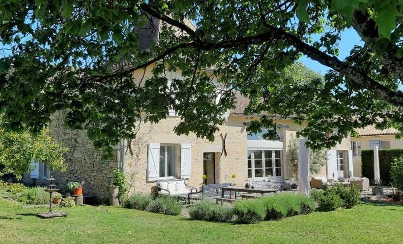 مبيت وإفطار Maison Des Quatre Saisons