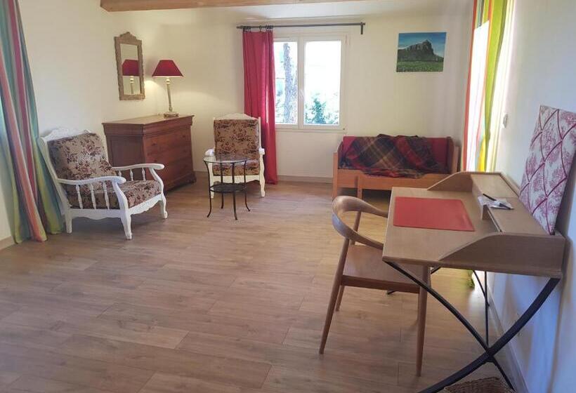 مبيت وإفطار Mas Des Ballats