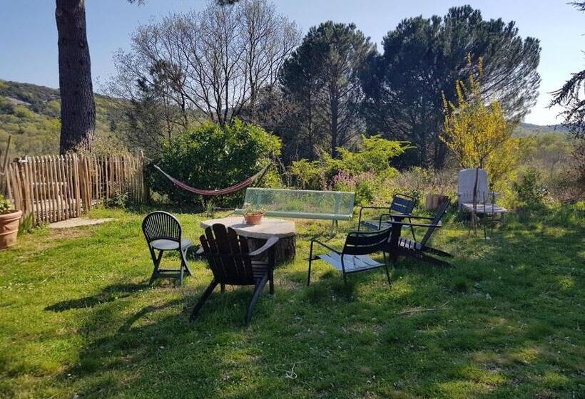 مبيت وإفطار Mas Des Ballats