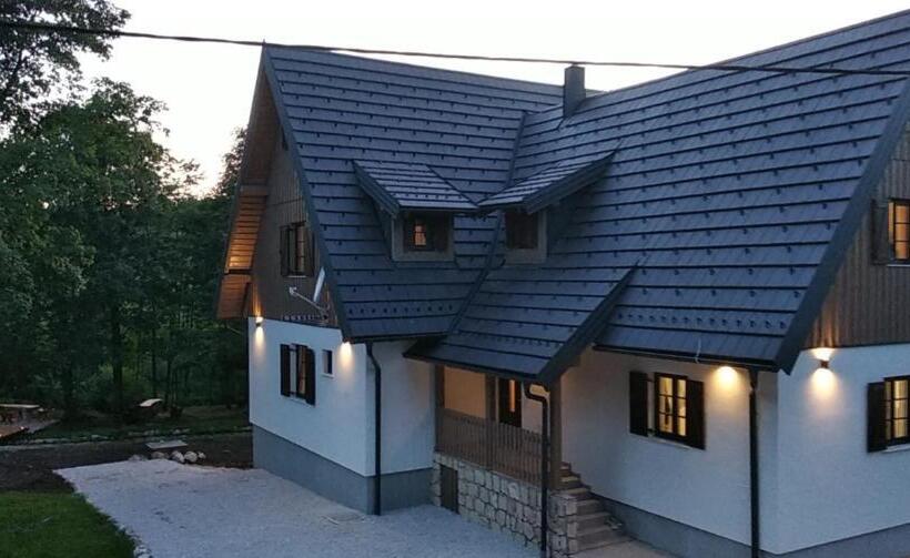 ベッドアンドブレックファースト Plitvice Streaming