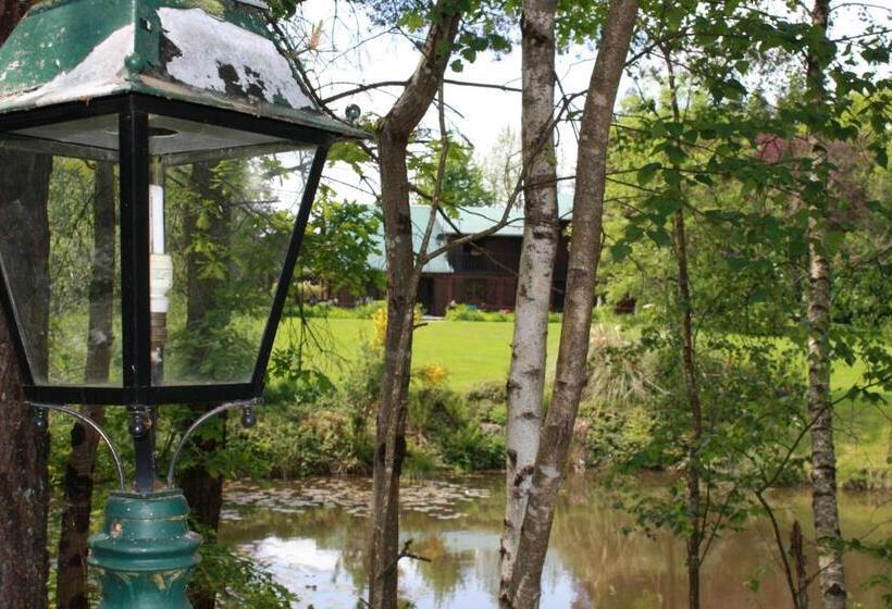 ベッドアンドブレックファースト Spruce Lake