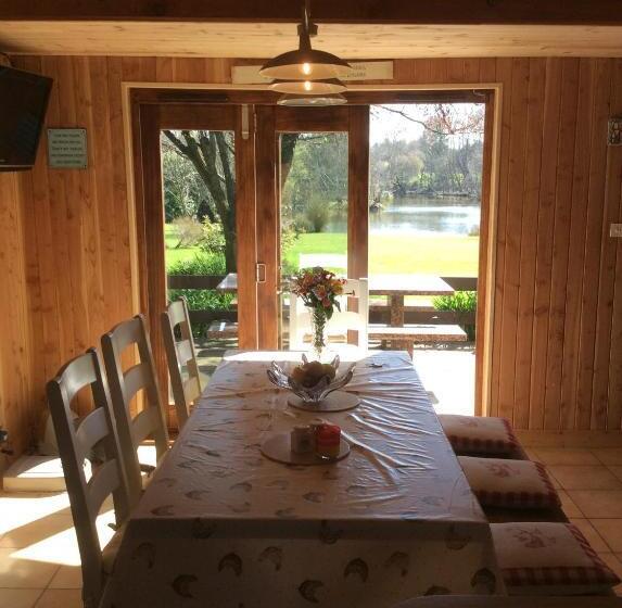 ベッドアンドブレックファースト Spruce Lake