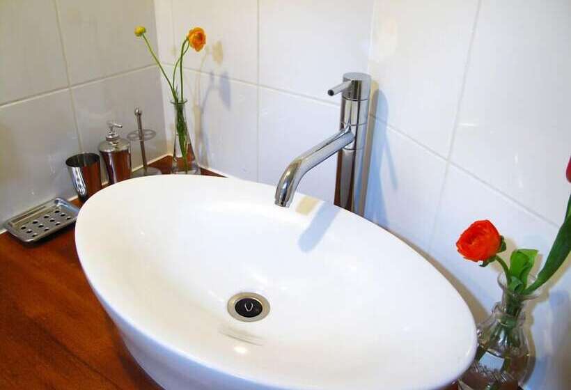 Boathotel Rotterdam Seven