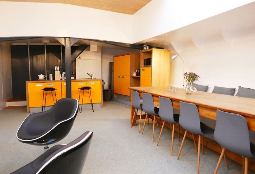 Boathotel Rotterdam Wilhelmina