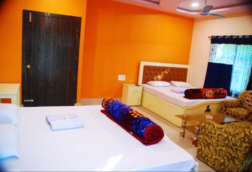 Chilapata Green Resort Hostel