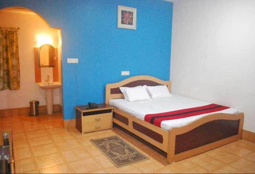 Chilapata Green Resort Hostel