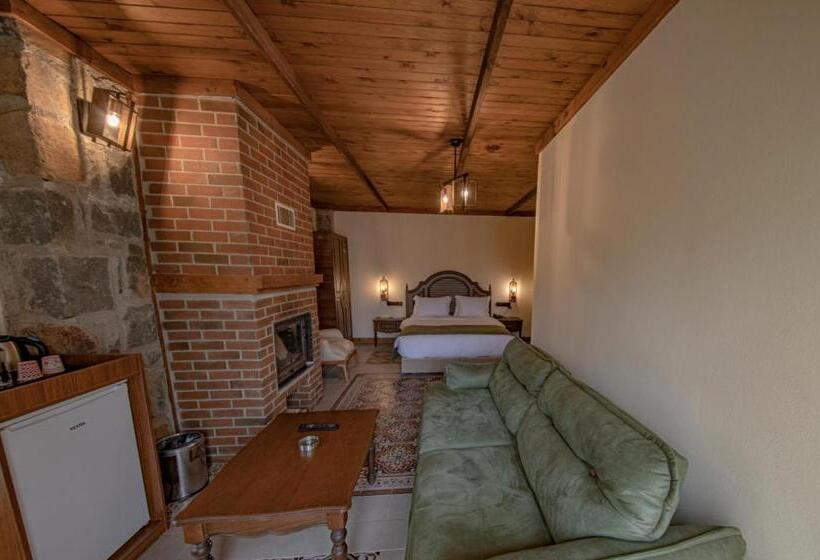 Foleya Mountain Resort Hotel & Villas