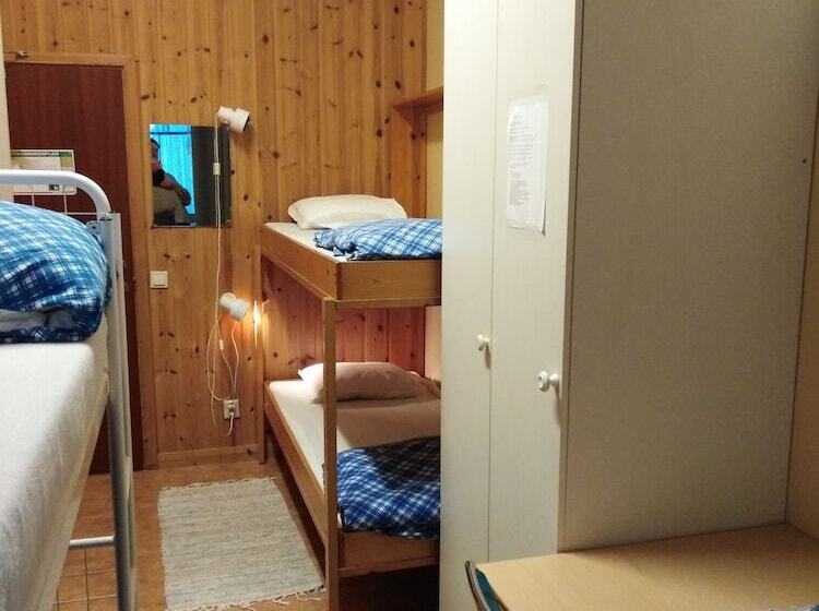 فندق صغير B&b Gillhov & Camping