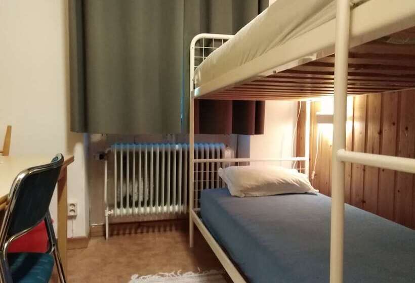 فندق صغير B&b Gillhov & Camping