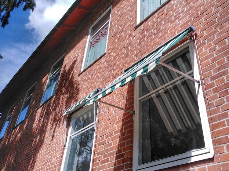 فندق صغير B&b Gillhov & Camping