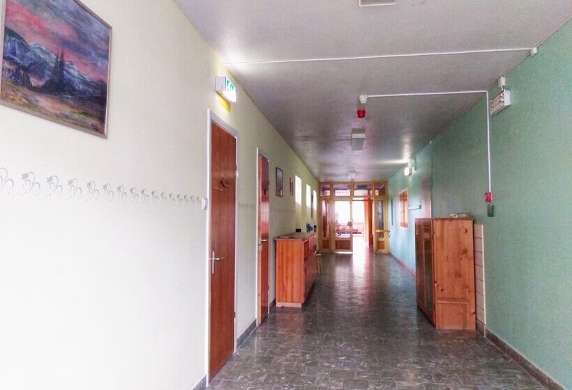 فندق صغير B&b Gillhov & Camping