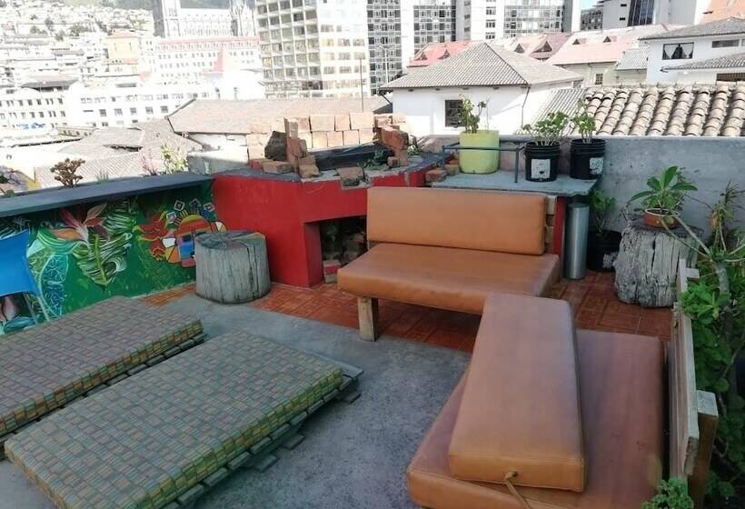 Hostal La Guayunga   Hostel