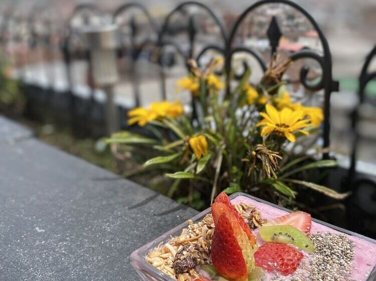 Hostal La Guayunga   Hostel