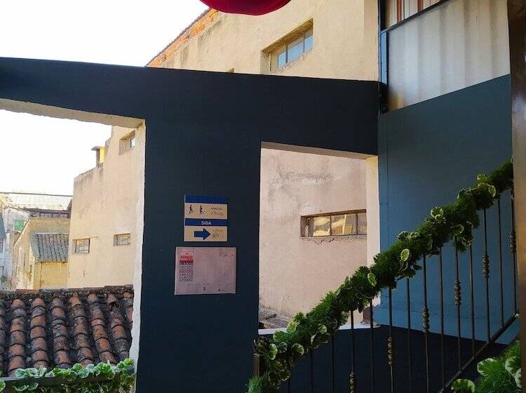 Hostal La Guayunga   Hostel