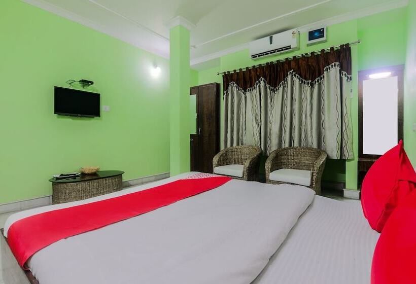 فندق Am Palace By Oyo Rooms