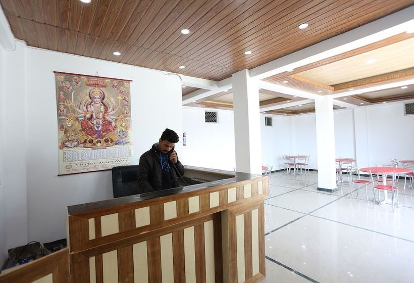 酒店 Ananta Resorts By Oyo Rooms