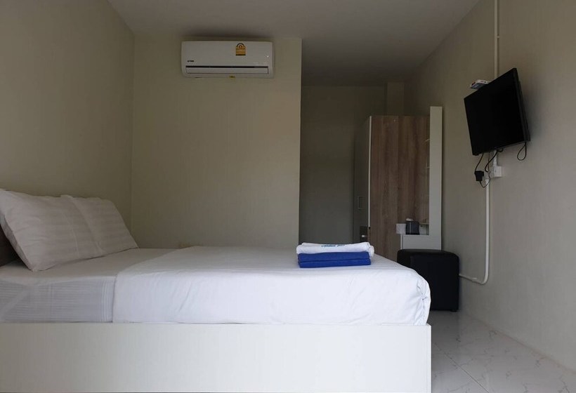 Отель Andava Beach Resort @ Sichon