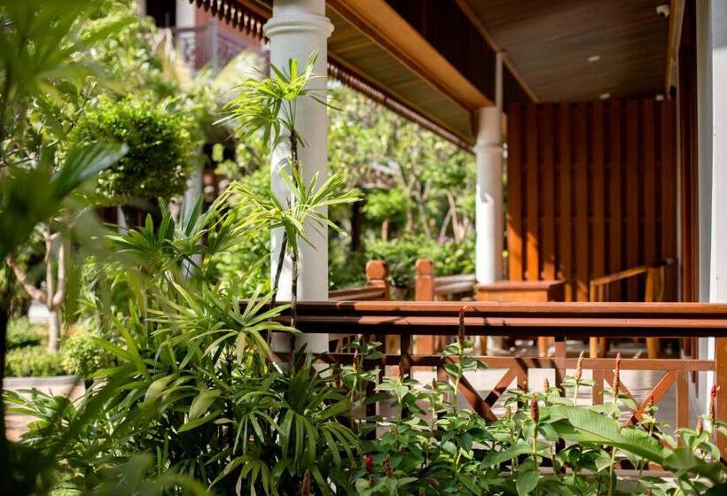 בית מלון כפרי Angkor Privilege Resort & Spa