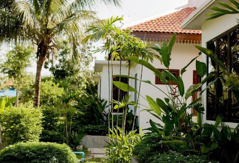 בית מלון כפרי Angkor Privilege Resort & Spa