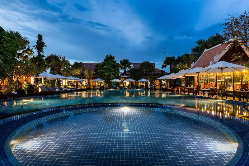 בית מלון כפרי Angkor Privilege Resort & Spa