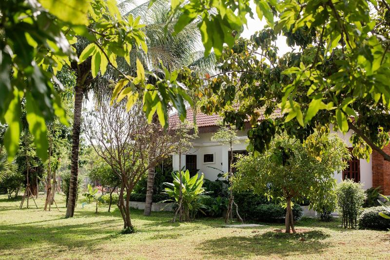 בית מלון כפרי Angkor Privilege Resort & Spa