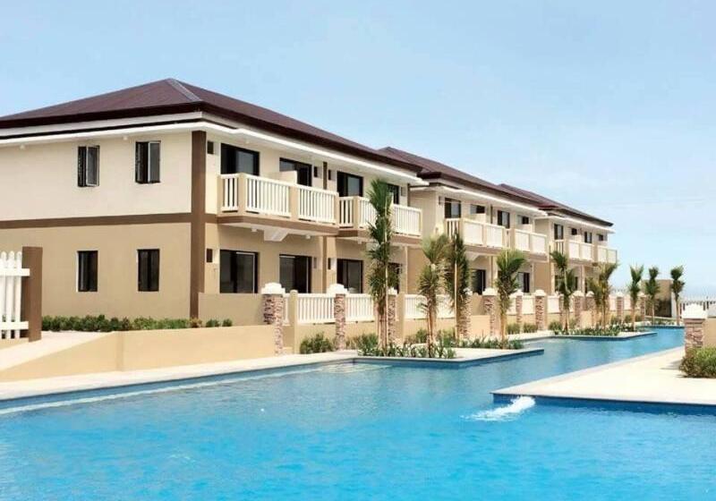 فندق Aquamira Resort & Residence