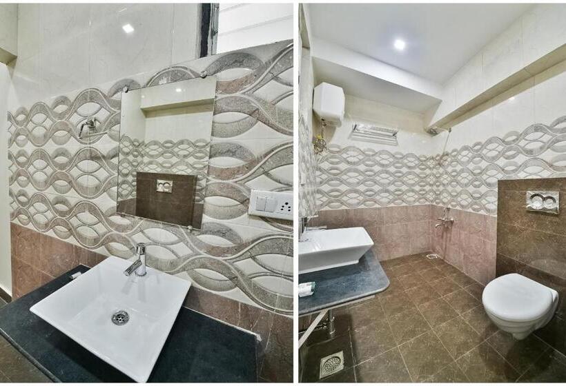 בית מלון כפרי Ardency Inn By Park Tree Udaipur