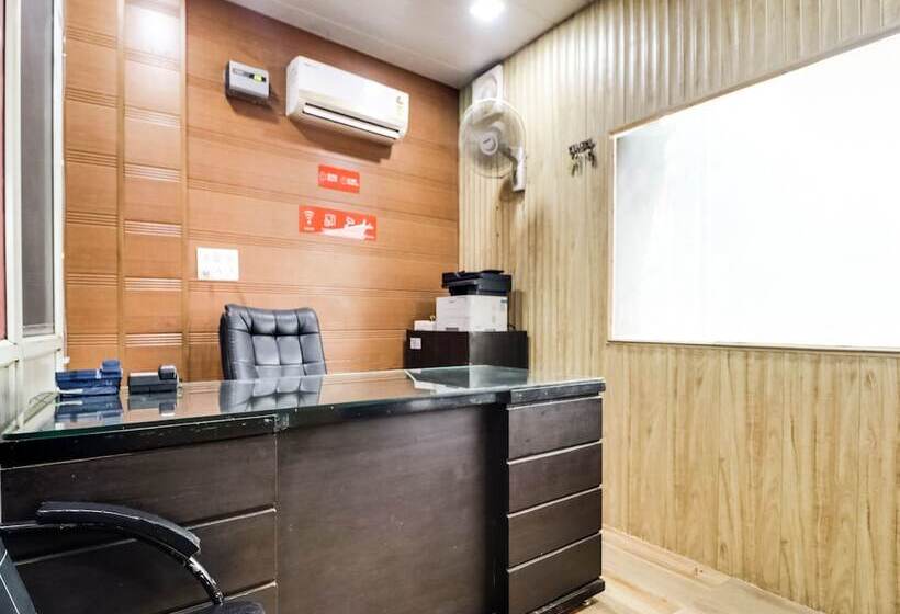 Hotel Arora By Oyo Rooms