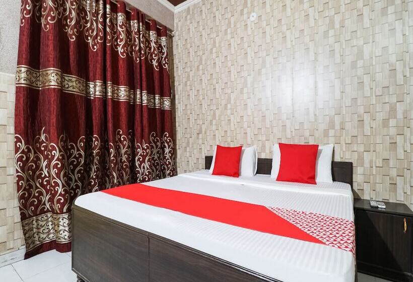 Hotel Arora By Oyo Rooms