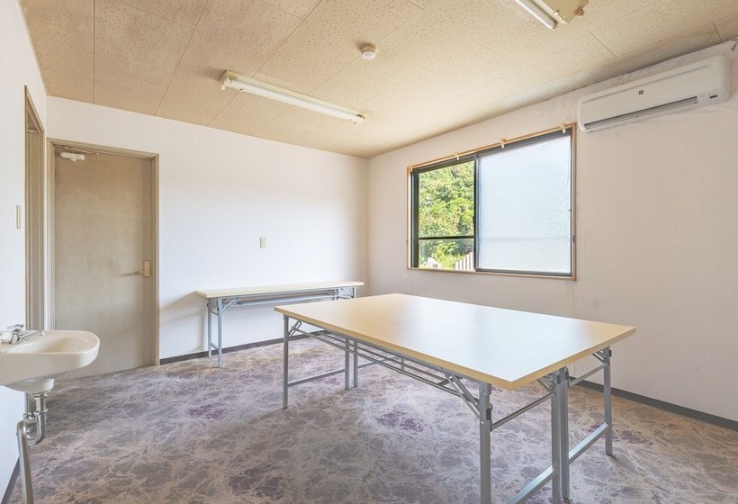 Отель Avail By Oyo Rooms