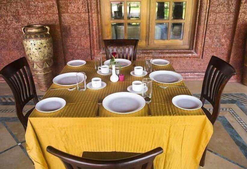 בית מלון כפרי Ayurvedic Village