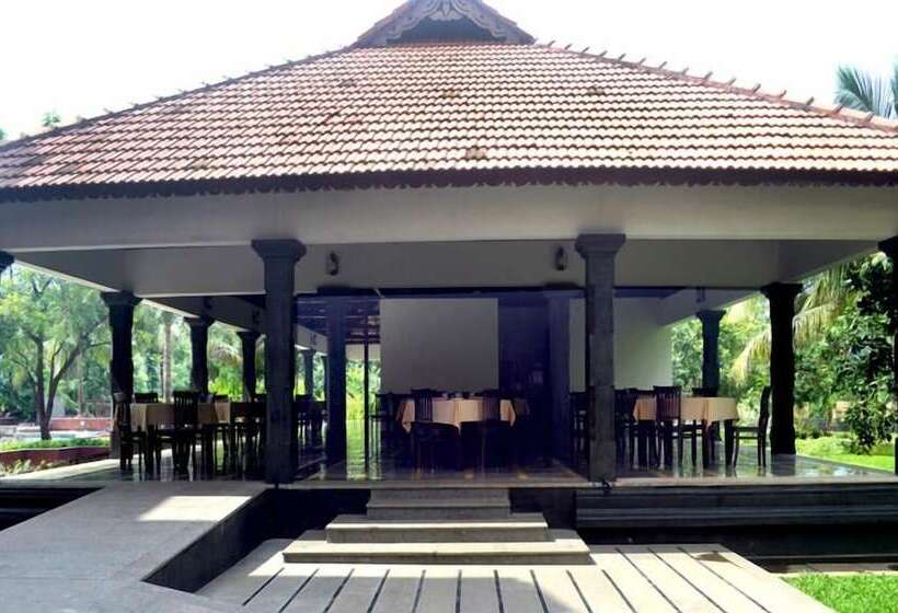 בית מלון כפרי Ayurvedic Village