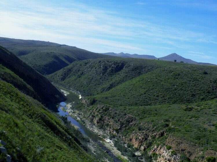 فندق Baviaans Lodge