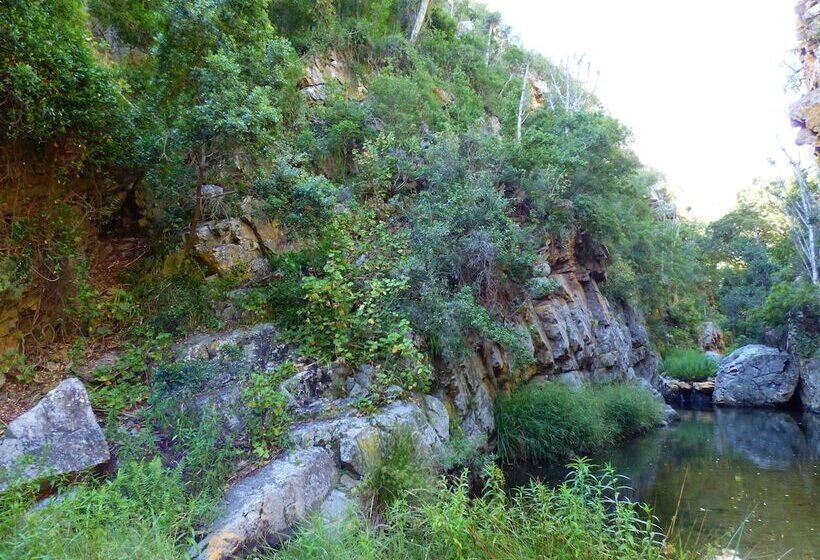 فندق Baviaans Lodge