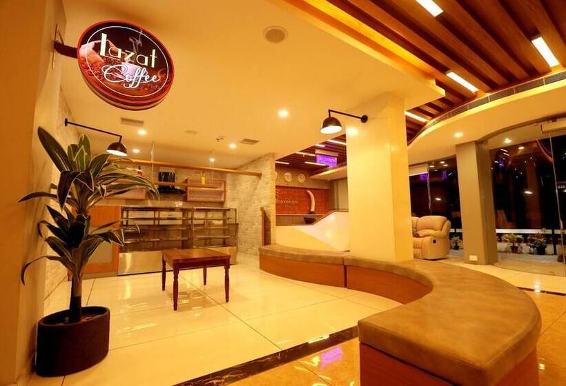 호텔 Bhavanam Regency