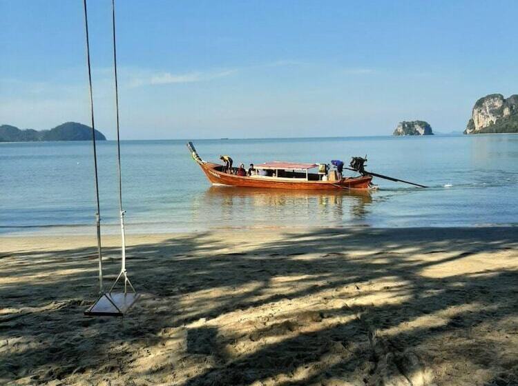 فندق Blue Lagoon Home Trang