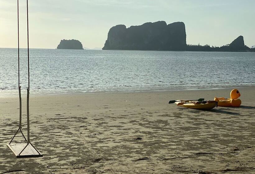 فندق Blue Lagoon Home Trang