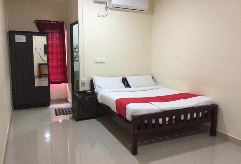 호텔 Brindavan Residency