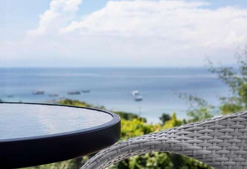 בית מלון כפרי Bukit Pool Suites