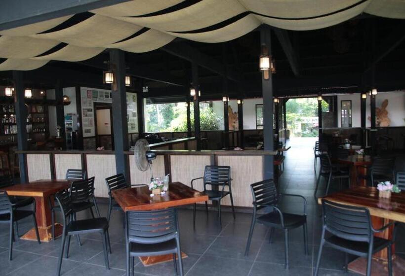 Отель Calape Forest Resort