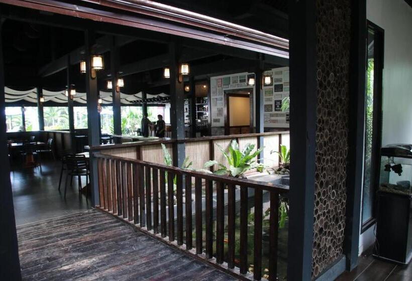 Отель Calape Forest Resort