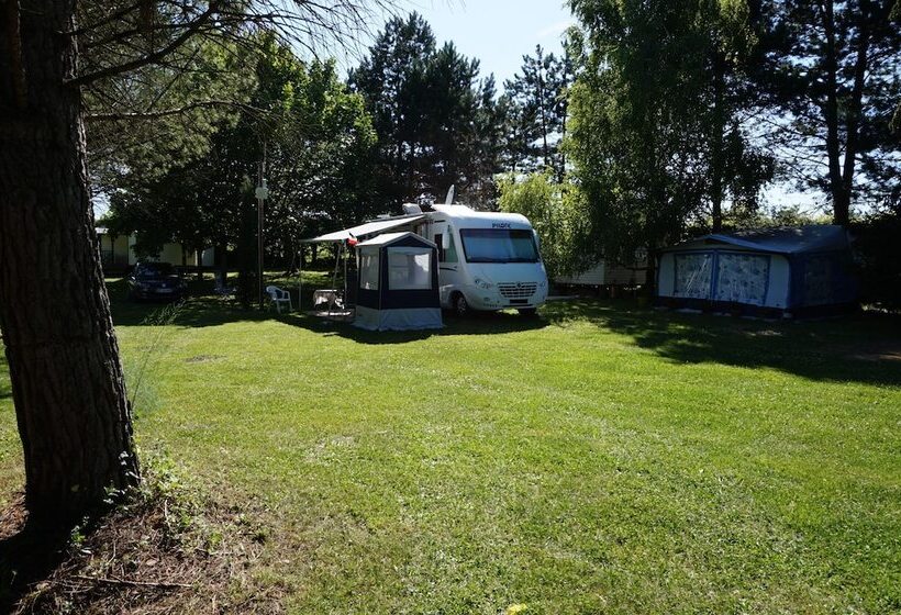 בית מלון כפרי Camping Du Pas Des Biches