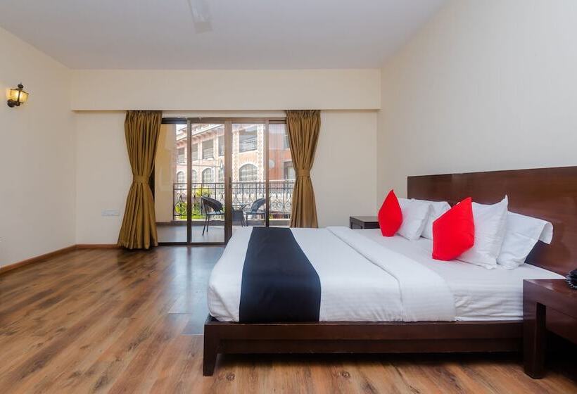 فندق Capital O 35403 Discover Resorts